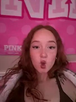 gingerbabe18 online show from June 27, 10:37 pm