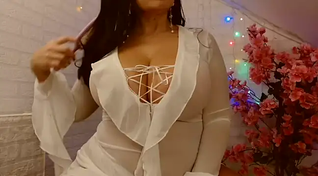 Snapshot of kymberly_008 chatting on January 22, 9:10 pm kymberly 008 online show from January 22, 9:10 pm