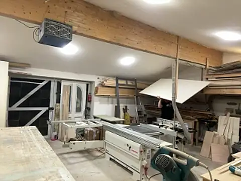 Snapshot of Thenakedjoiner1 chatting on February 24, 2:15 pm Thenakedjoiner1 online show from February 24, 2:15 pm