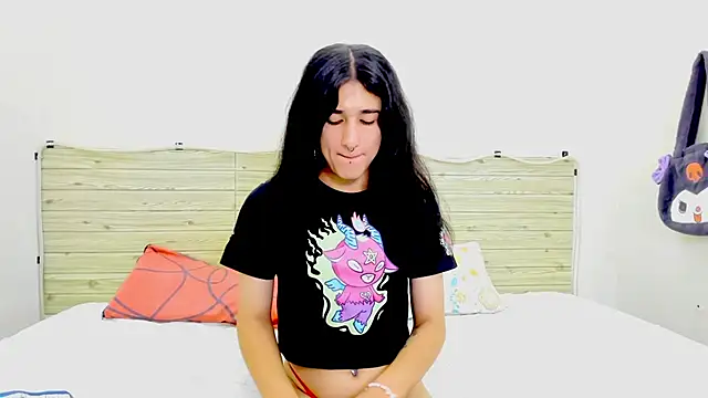 Evil Queen13 online show from February 10, 8:46 pm