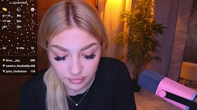 Ella Milla online show from January 20, 11:56 am