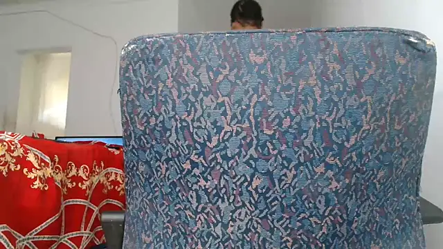 Snapshot of Hugetittiesxx2 chatting on February 26, 5:50 am Hugetittiesxx2 online show from February 26, 5:50 am