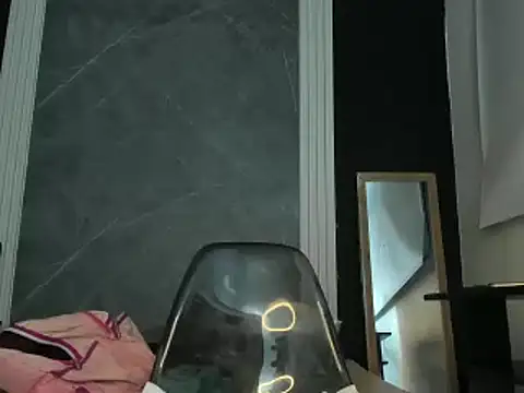 YummyDuooo online show from March 8, 11:05 am