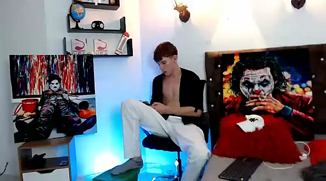 flowers18 online show from February 23, 11:04 pm