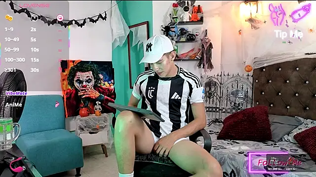 flowers18 online show from October 23, 10:19 pm