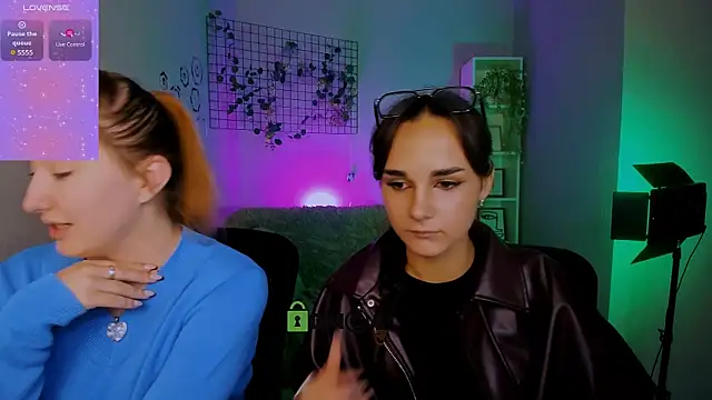 daisy candy online show from October 1, 7:20 pm