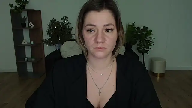 MariaSttone online show from February 10, 6:35 pm