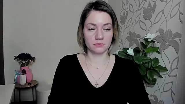 MariaSttone online show from February 19, 4:00 pm