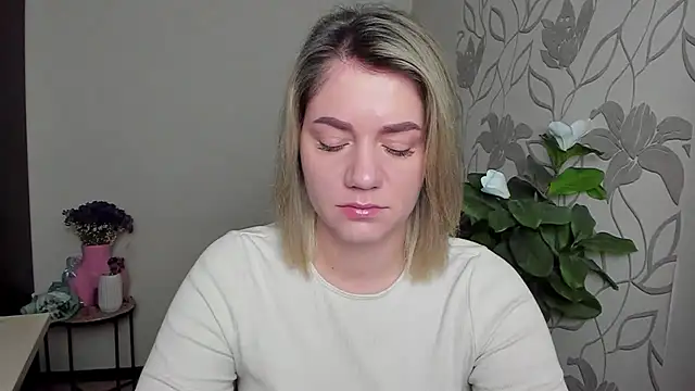 MariaSttone online show from October 24, 11:17 am