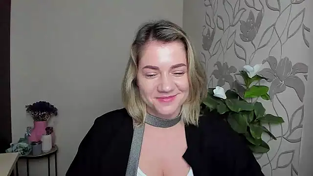 MariaSttone online show from October 26, 10:36 pm