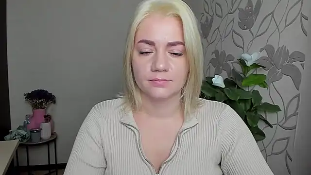 MariaSttone online show from November 6, 12:39 pm