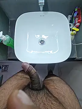 rahulGJ03 online show from October 1, 8:59 pm