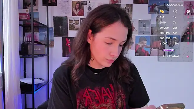 MonicaRocket online show from December 3, 10:28 am