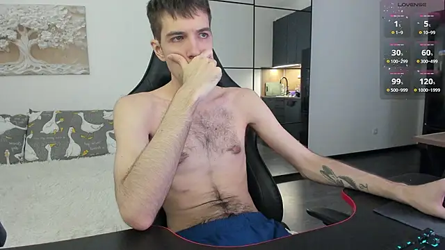 White Dylan online show from February 23, 3:09 pm