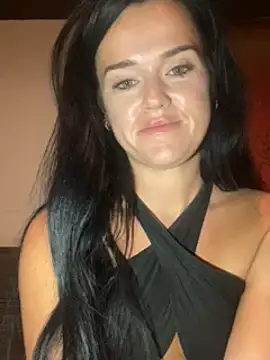 Snapshot of English-Chloe96 chatting on December 11, 9:19 am English-Chloe96 online show from December 11, 9:19 am