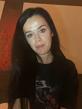 Snapshot of English-Chloe96 chatting on February 12, 1:16 pm English-Chloe96 online show from February 12, 1:16 pm