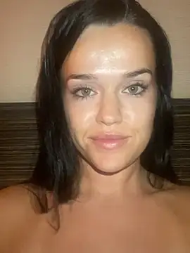 Snapshot of English-Chloe96 chatting on February 19, 3:50 am English-Chloe96 online show from February 19, 3:50 am