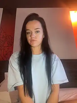 Snapshot of English-Chloe96 chatting on March 22, 11:00 am English-Chloe96 online show from March 22, 11:00 am