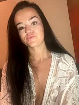 Snapshot of English-Chloe96 chatting on October 17, 4:37 am English-Chloe96 online show from October 17, 4:37 am