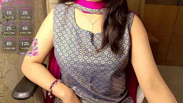 Snapshot of Punjabi_Queen1 chatting on March 18, 2:59 pm Punjabi Queen1 online show from March 18, 2:59 pm