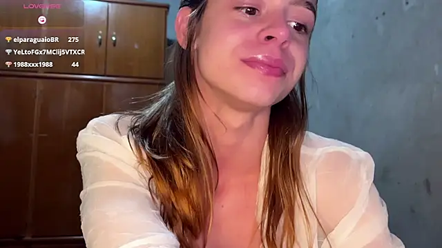 Snapshot of RuivaRaposinha chatting on January 16, 11:16 pm RuivaRaposinha online show from January 16, 11:16 pm