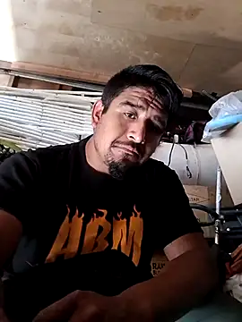 Snapshot of beliqi chatting on November 15, 8:27 pm beliqi online show from November 15, 8:27 pm