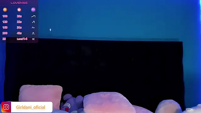 Liittle foxxxy online show from January 18, 1:29 pm