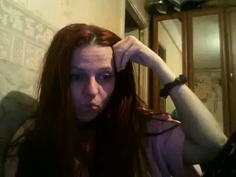 Snapshot of CatMelissa chatting on February 11, 9:46 pm CatMelissa online show from February 11, 9:46 pm
