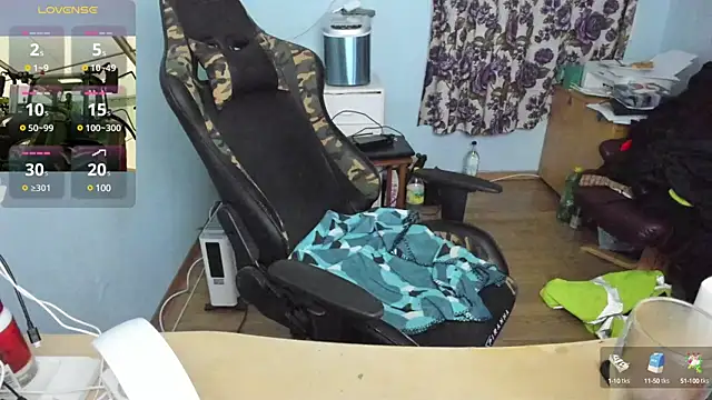 sexy264329 online show from December 3, 5:45 pm