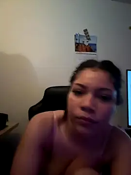 Snapshot of ladylavish chatting on October 4, 5:38 am ladylavish online show from October 4, 5:38 am