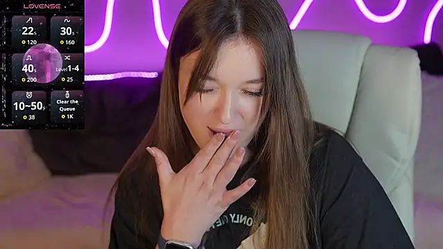 DonnaLustt online show from November 4, 9:03 pm