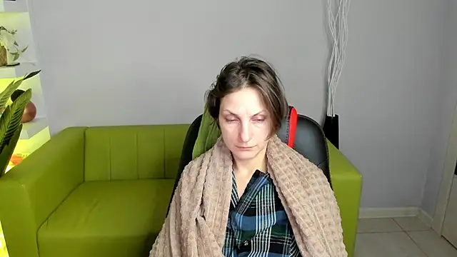 Snapshot of AuroraScript chatting on January 12, 3:07 am AuroraScript online show from January 12, 3:07 am