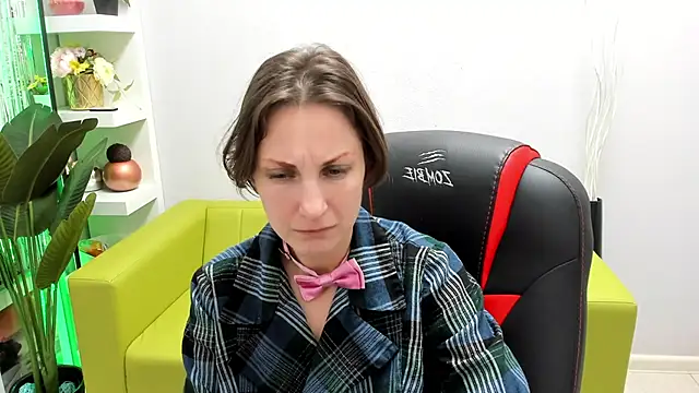 Snapshot of AuroraScript chatting on January 23, 1:30 am AuroraScript online show from January 23, 1:30 am