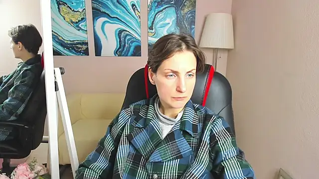 Snapshot of AuroraScript chatting on February 8, 6:55 pm AuroraScript online show from February 8, 6:55 pm