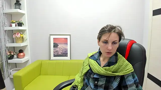 Snapshot of AuroraScript chatting on February 27, 1:16 am AuroraScript online show from February 27, 1:16 am