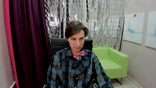 Snapshot of AuroraScript chatting on March 17, 3:18 pm AuroraScript online show from March 17, 3:18 pm