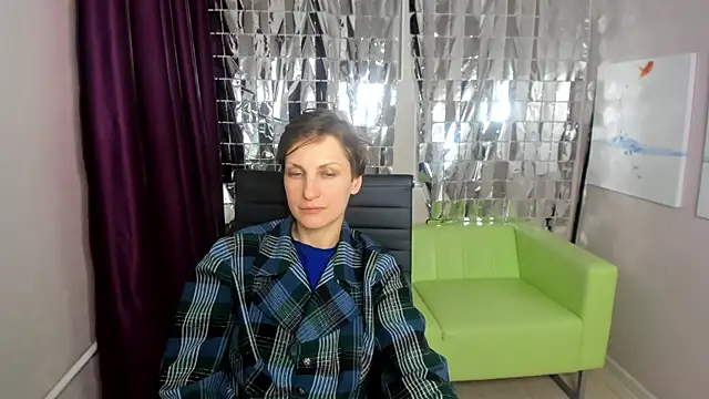 Snapshot of AuroraScript chatting on March 23, 12:36 am AuroraScript online show from March 23, 12:36 am