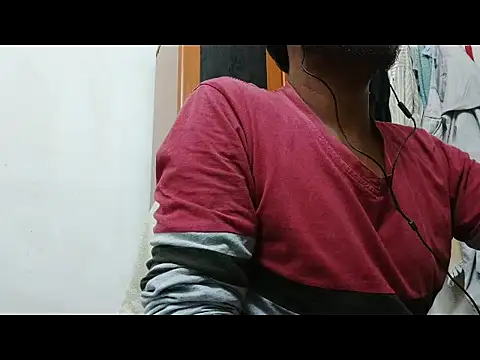 Snapshot of Awesomehotboy chatting on October 31, 5:30 am Awesomehotboy online show from October 31, 5:30 am