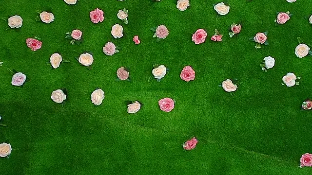 Huge Titties  online show from December 5, 5:20 pm