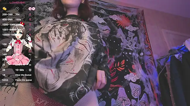 kissthasky online show from November 11, 6:08 pm