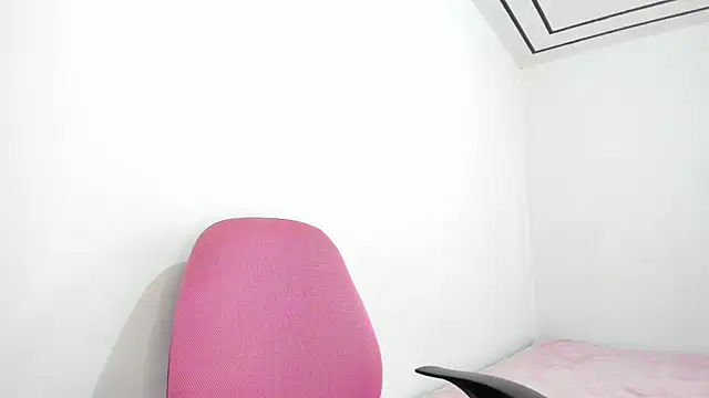 Anniie grey online show from February 19, 9:25 pm