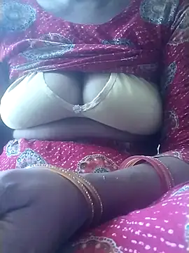 Snapshot of saloni19881 chatting on March 23, 7:42 am saloni19881 online show from March 23, 7:42 am