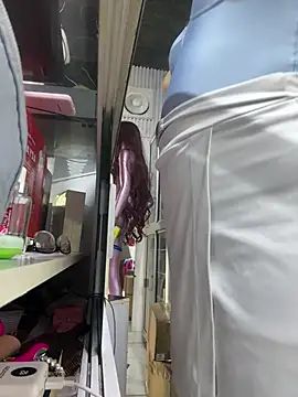 sofiafantasy online show from February 17, 2:46 pm