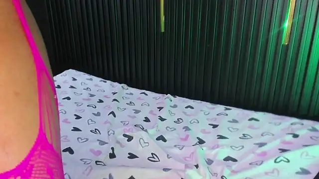 AndyBlake  online show from March 20, 5:57 am