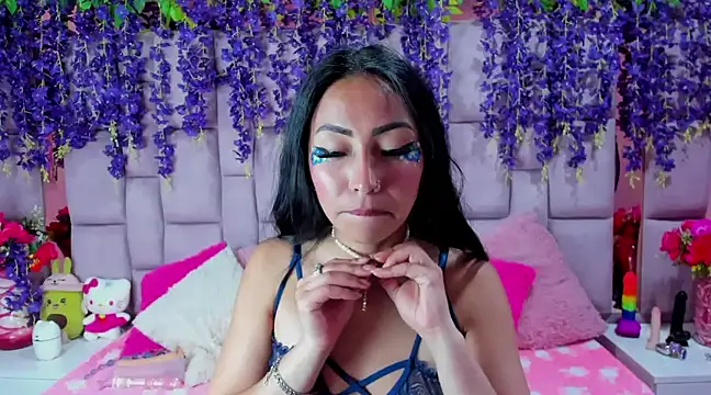 nathalia pink online show from February 18, 3:10 am