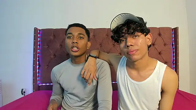 boys yourparty online show from January 14, 1:11 am