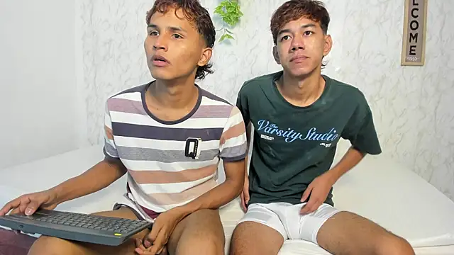 boys yourparty online show from May 24, 12:37 am