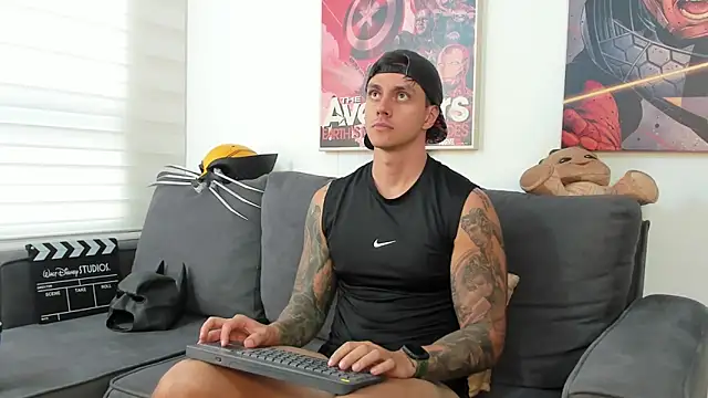 JeanBroc online show from November 22, 9:58 pm