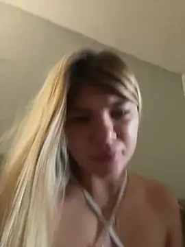 PEACHY439 online show from March 16, 9:16 pm