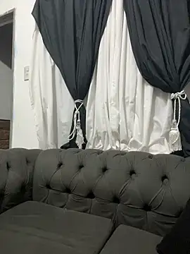 PEACHY439 online show from March 22, 1:43 am